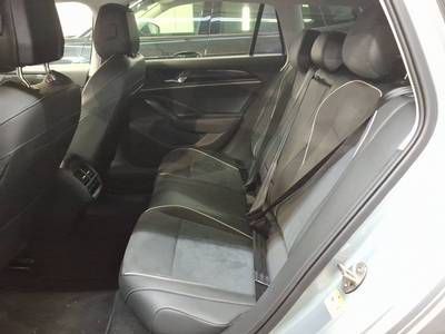 Volkswagen Passat - Bild 6