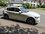 BMW 116i  - BMW 116: Navigationssystem