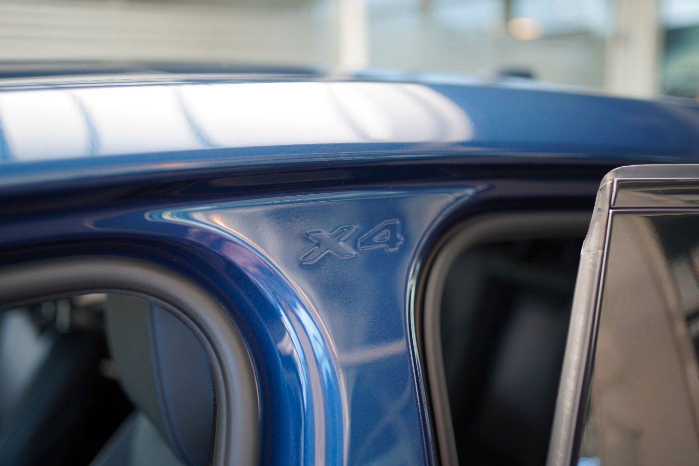 Fahrzeugabbildung BMW X4 xDrive 30i M Sport AHK+Standheizung+Head Up++