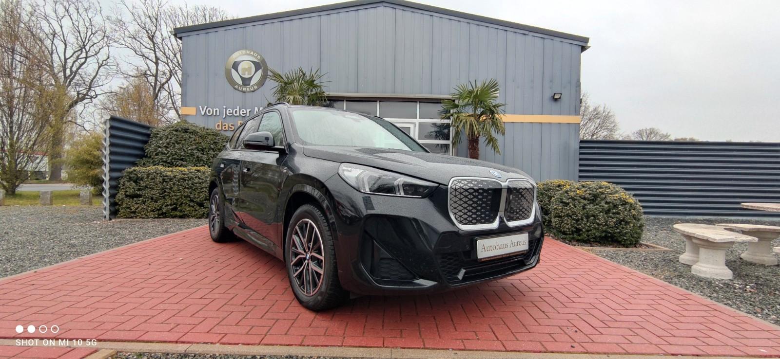 BMW iX1 20 eDrive M Sport*AHK*ACC*DAB*SITZHEIZUNG*