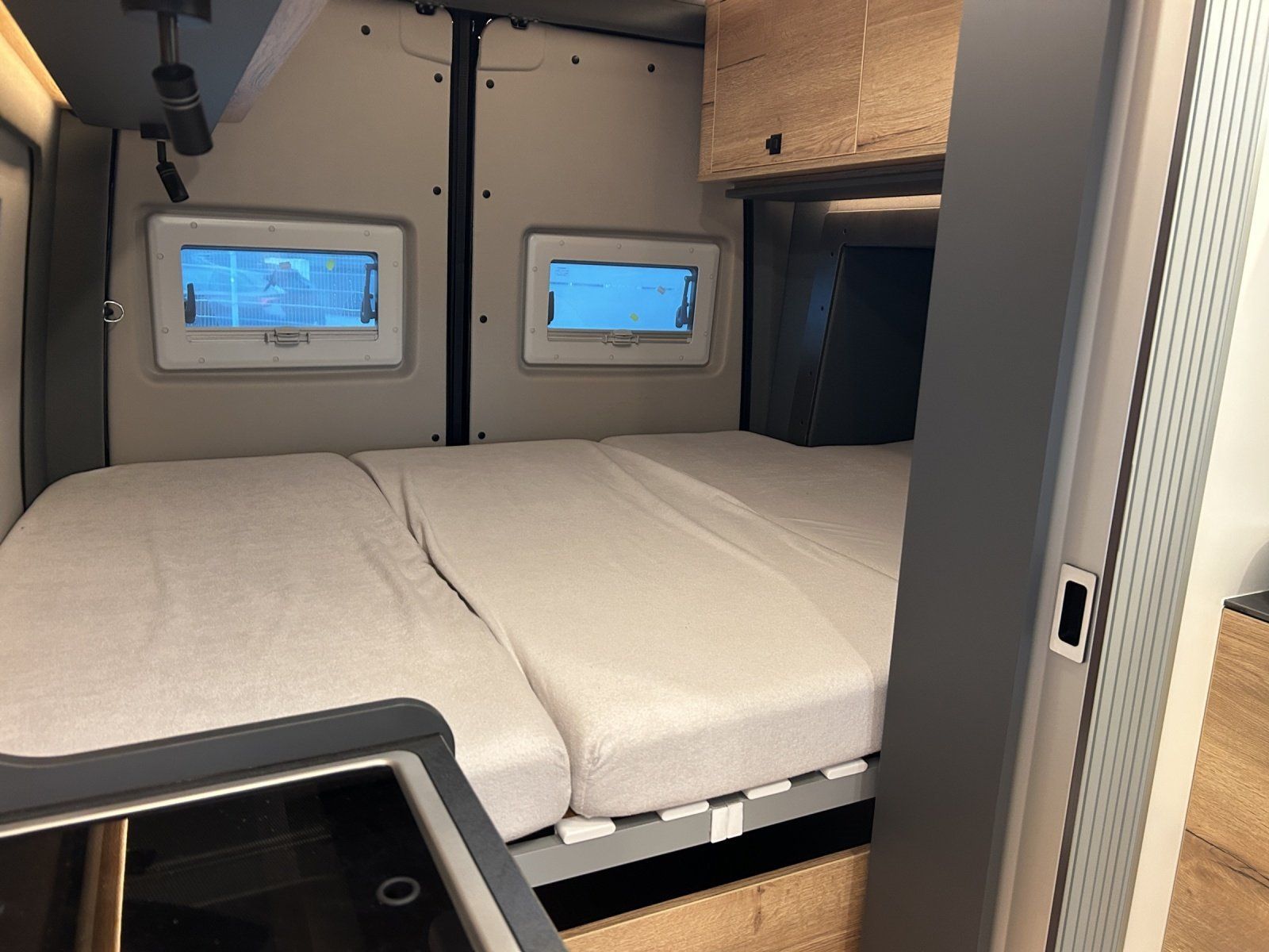 Fahrzeugabbildung Pössl Sprinter 319 4M PÖSSL Roadstar X  SlideOut /LED