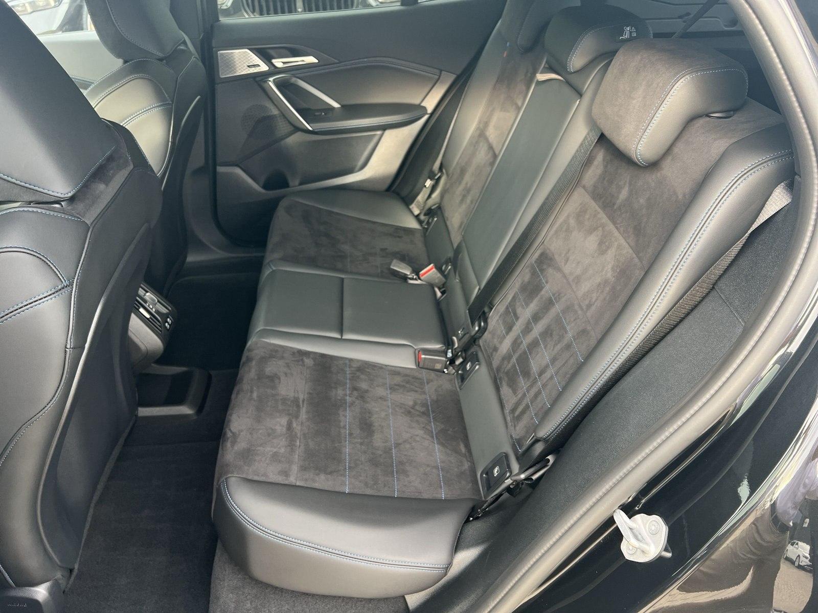 BMW iX2 eDrive20 M Sport AHK DA+ Aktivsitz RFK hk Hi