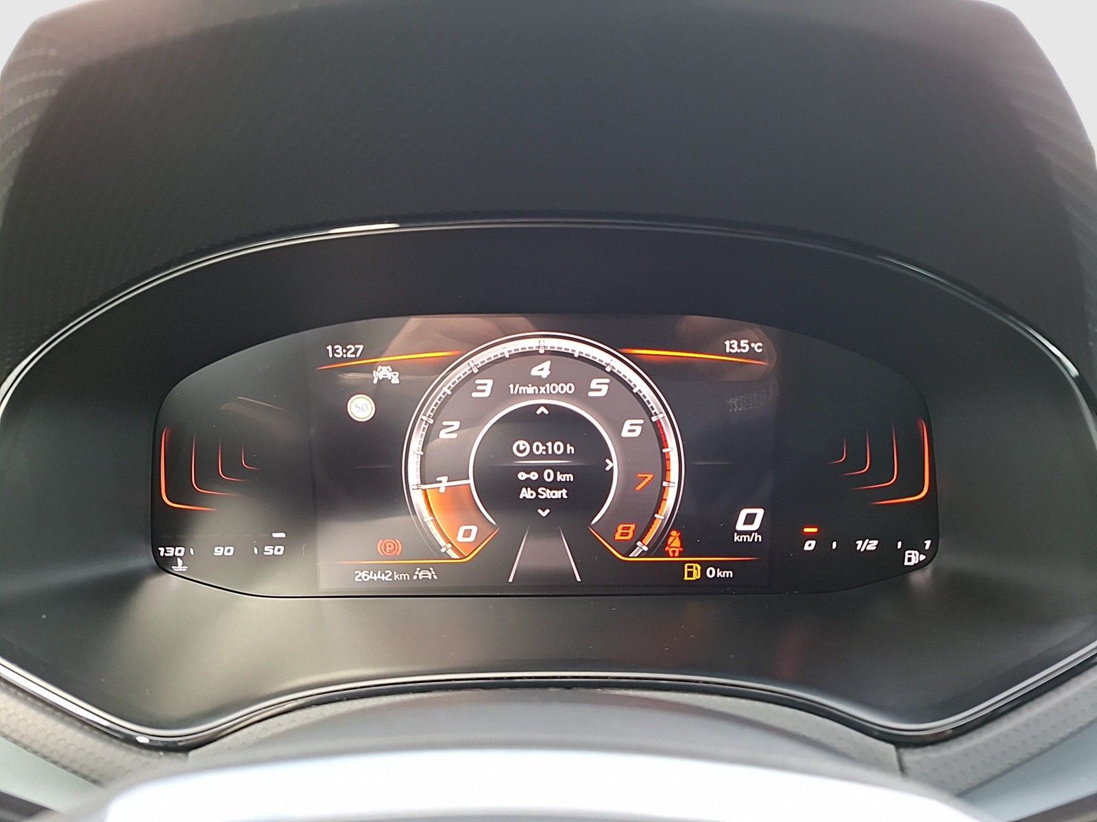 Fahrzeugabbildung SEAT Arona TSI Style LED Navi VC ACC RFK SHZ