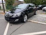 Opel Astra 1.4 Turbo Sport 103kW Automatik - Opel Astra aus 2011: Turbo