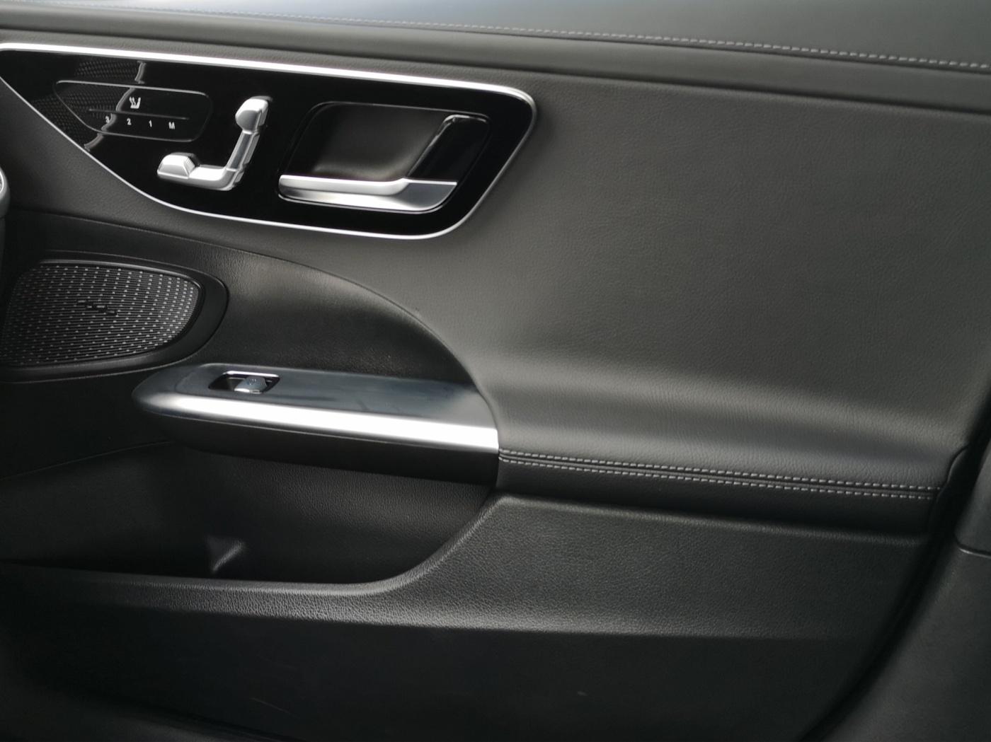 Mercedes-Benz C 180 *AMG*LED*PDC*Kamera*Night*Tempomat*Keyless