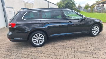 Volkswagen Passat Variant - 6