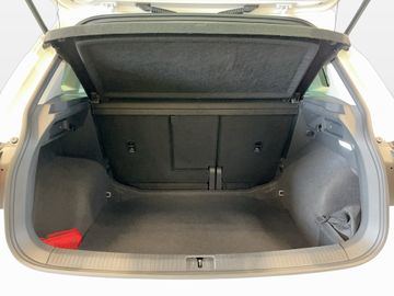 Volkswagen Tiguan - 12