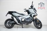 Honda X-ADV 750 - Honda Motorräder in Frankfurt