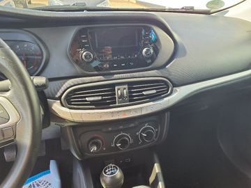 Bild 6 Fiat Tipo 1.4 Hatchback Street - KLIMA,T.OMAT