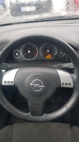 Opel Vectra C 3,0