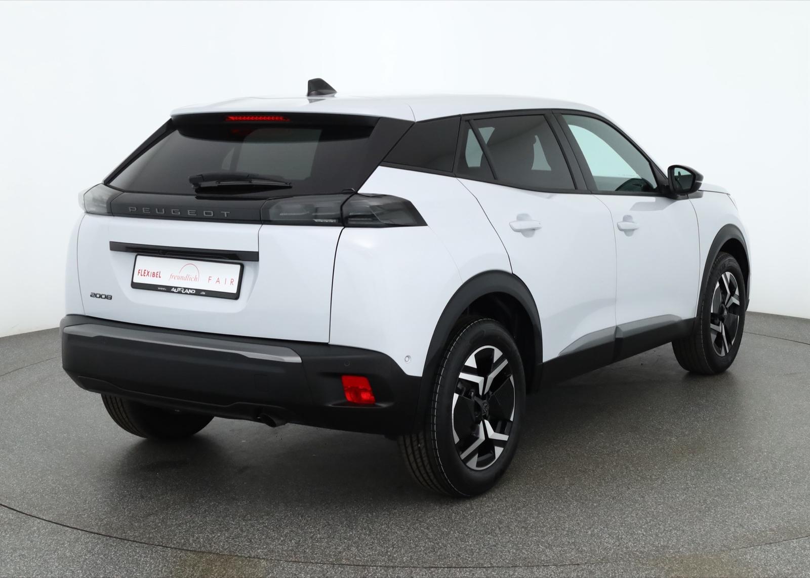 Peugeot 2008 1.2 PureTech LED ACC Kamera