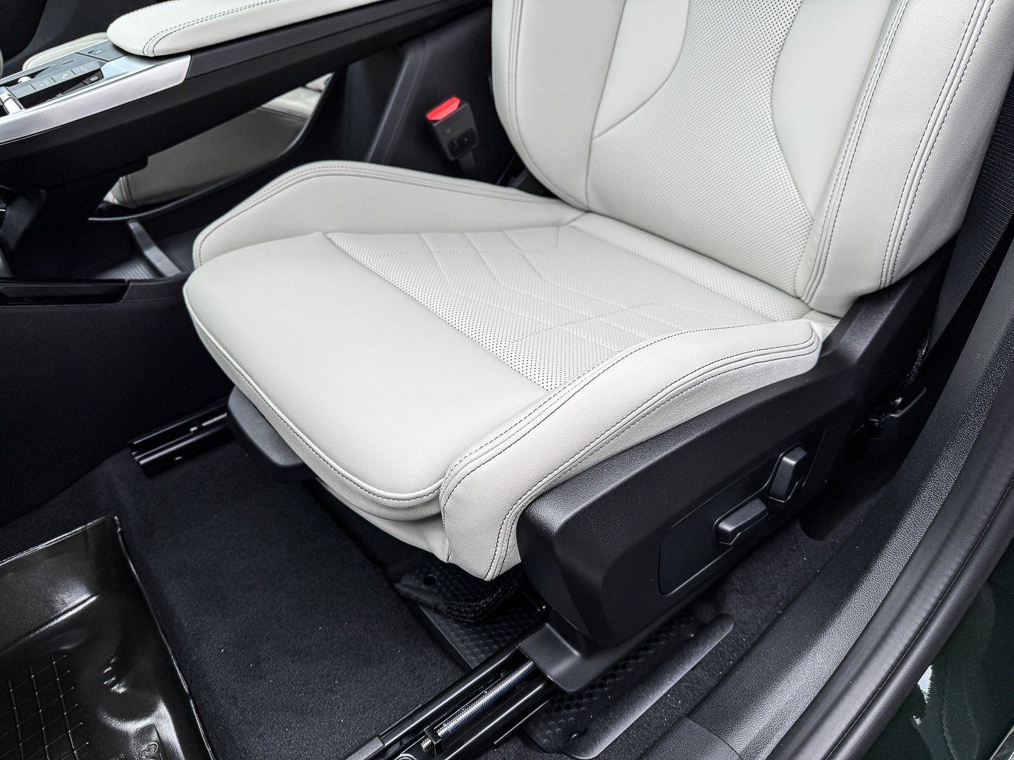 BMW 216 Active Tourer - Bild 12
