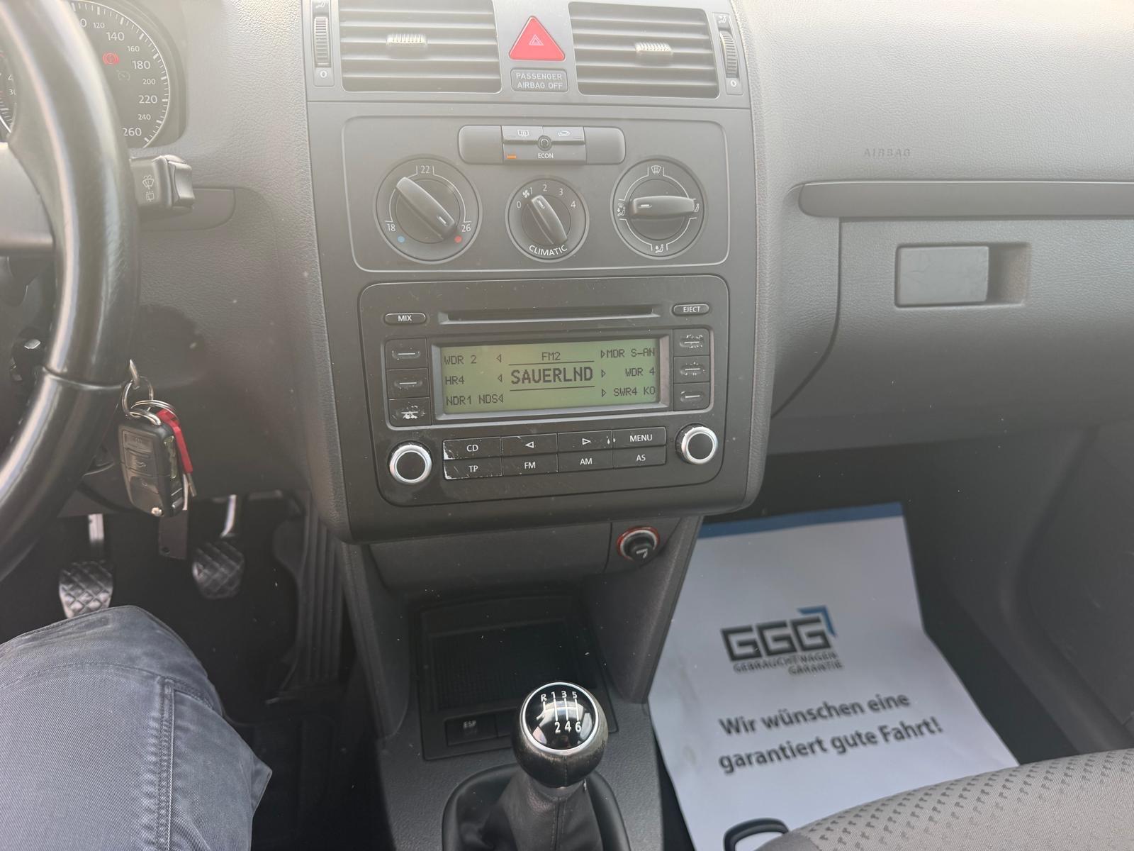 Volkswagen Touran 2006 — photo 12