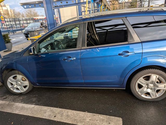 Ford Focus Turnier (CB4)(2008->) Style