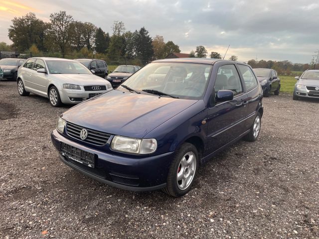 Volkswagen Polo 1.0  TÜV NEU/2.HAND/GEPFLEGT/ALUFELGEN