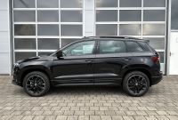 SKODA Karoq 2.0 TSI DSG 4x4 Sportline PANO AHK 5J GAR bei Autohaus Landmann & Maier OHG