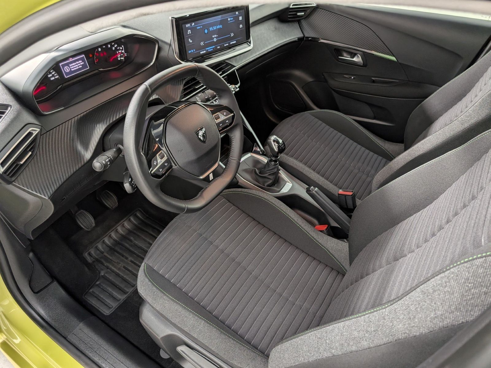 PEUGEOT 208 1.2 Active LED Klima – Bild 31