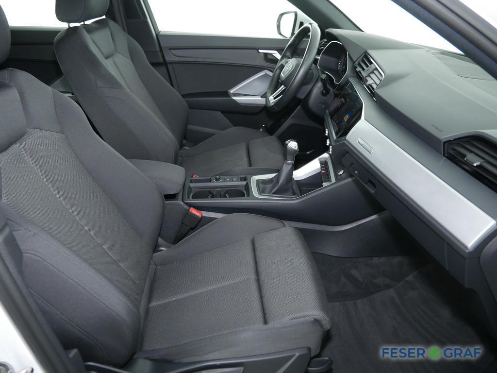 Audi Q3 35 TFSI adv AHK,Sportsitze,SmartphoneI,Sitzhz, миниатюра 4
