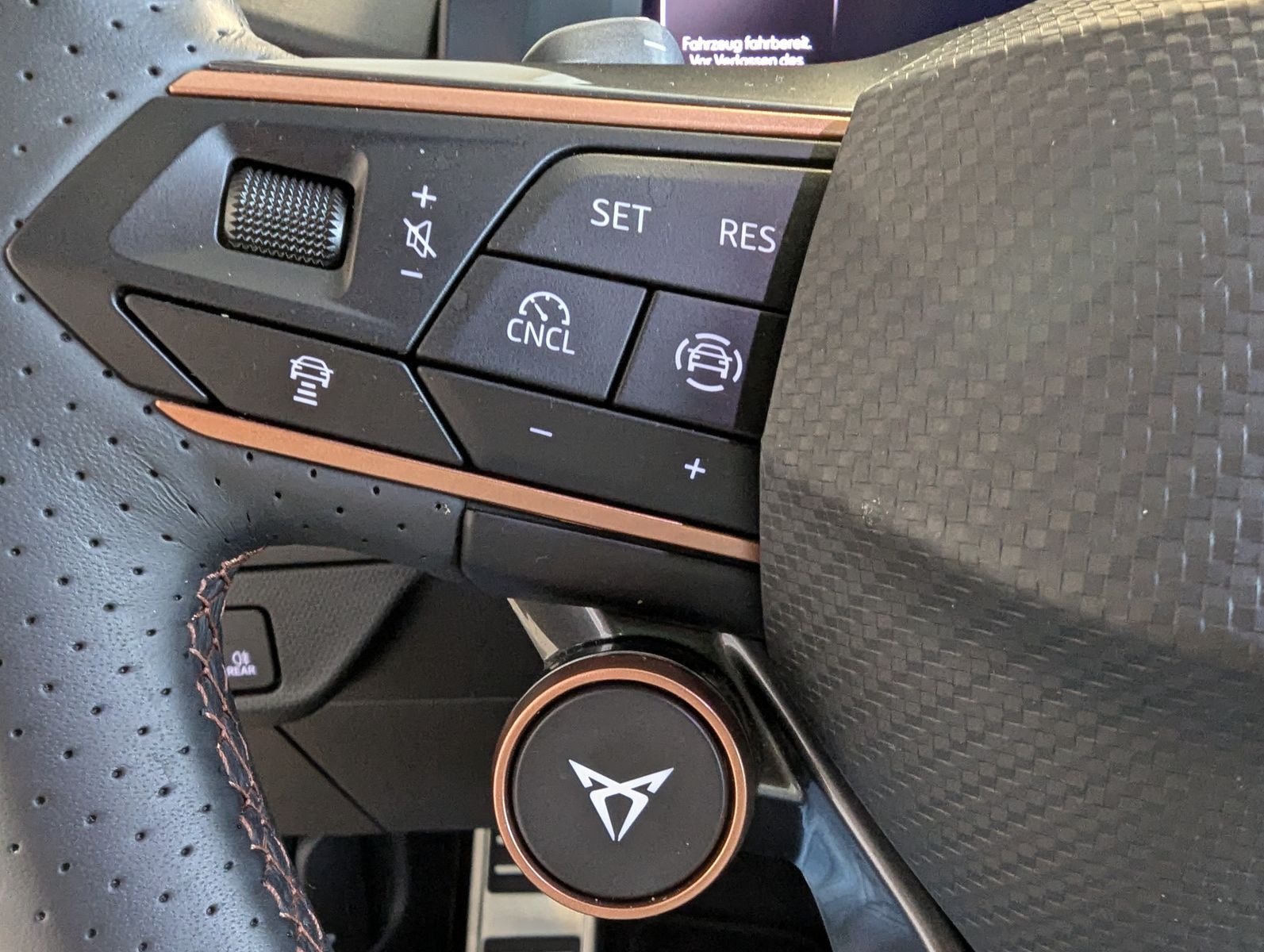 CUPRA Terramar 1.5eTSI HUD DCC Matrix Pano Sennh. 20" - Image 22