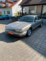 Jaguar XJ6 4.0 (X300) - Jaguar XJ6: X300