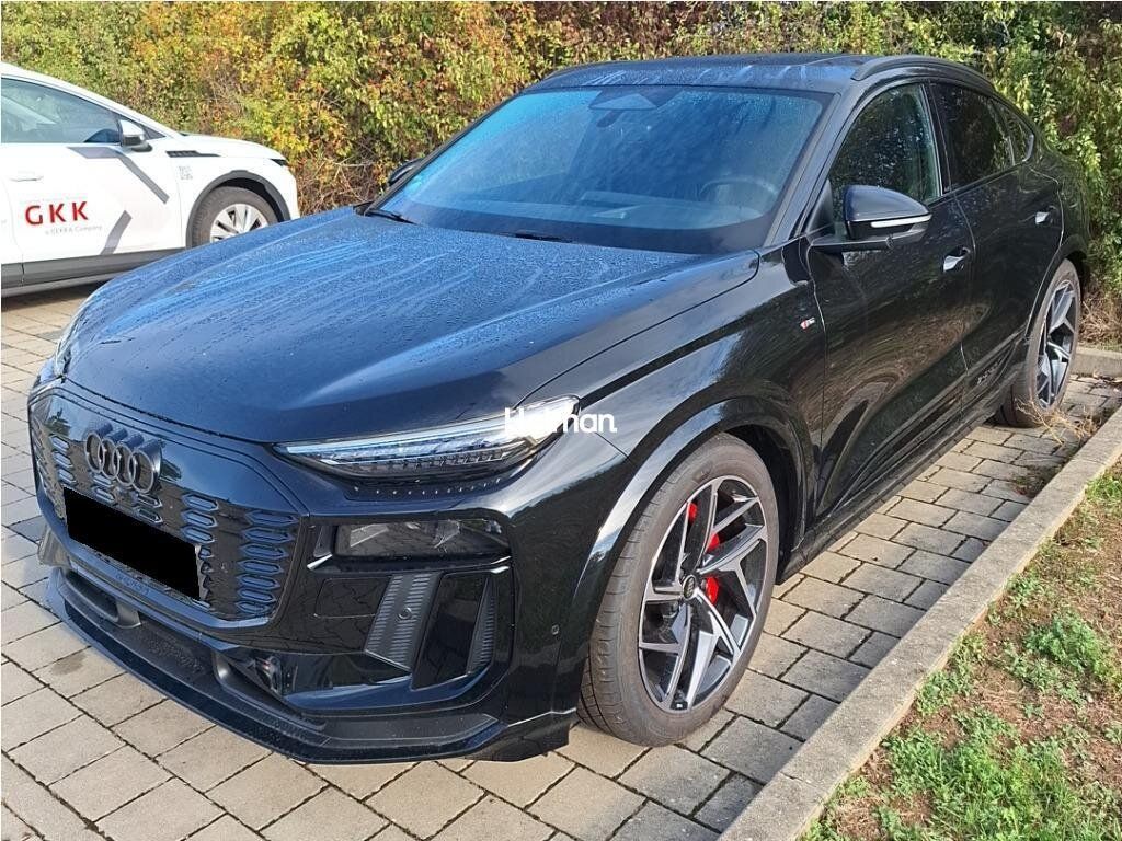 Image of Audi Q6 e-tron
