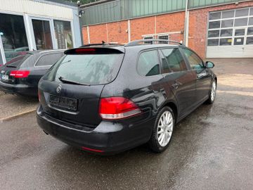 Volkswagen Golf - 4