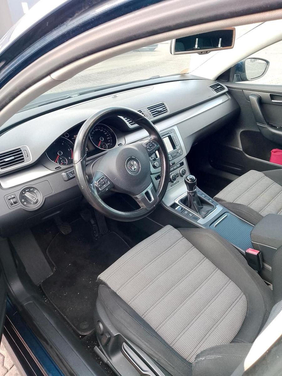 Volkswagen Passat 2013 — photo 6
