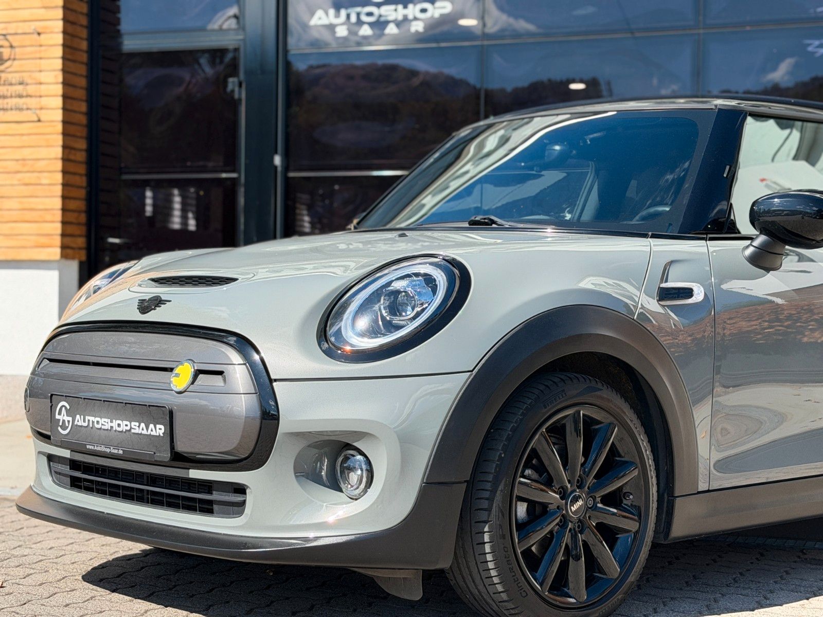 MINI COOPER SE Mini SE Trim M imagem 2