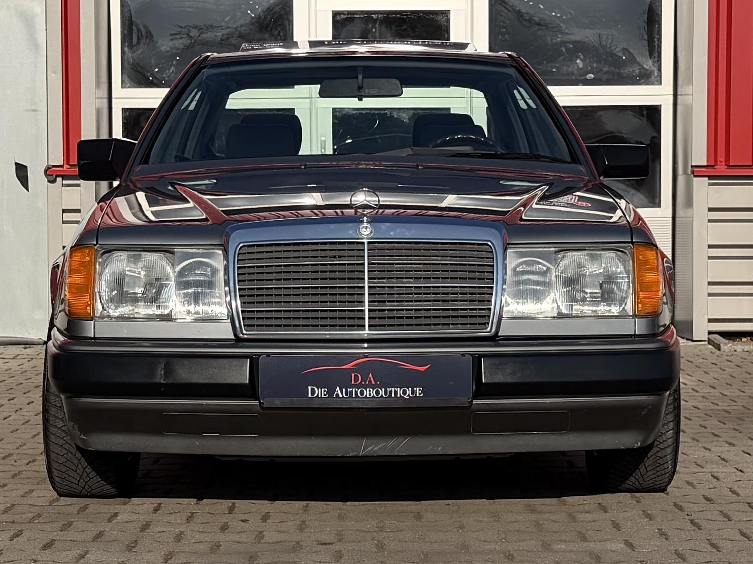 MERCEDES-BENZ CE 230 132 CH BVA - VOLANT CUIR - TOIT OUVRANT - 198450 km