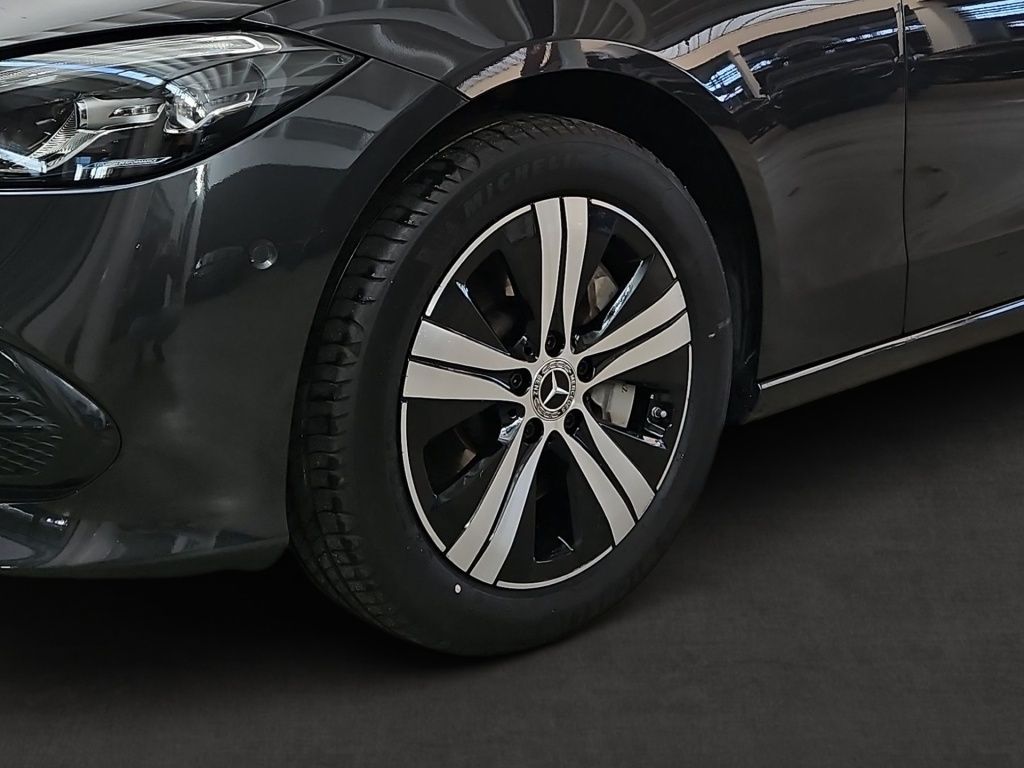 Fahrzeugabbildung Mercedes-Benz C 300 e Avantgarde Night LED Kamera SHZ Navi DAB