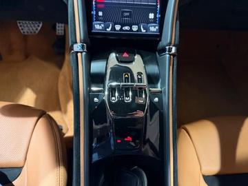 2020 Ferrari ROMA — миниатюра 14