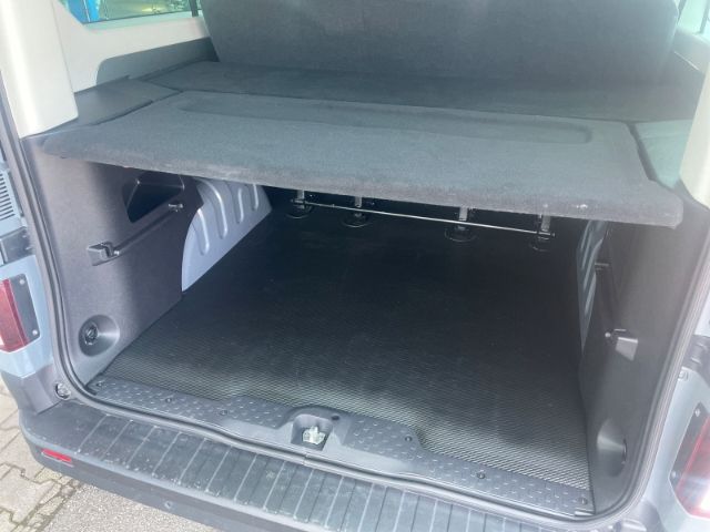 Fahrzeugabbildung Renault Trafic 2.0 Blue dCi 150 L2H1 3.0t Life 8-Sitzer,