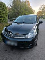 Nissan Auto Nissan Tiida - Nissan Tiida von privat