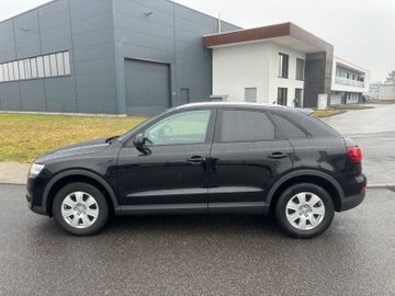Audi Q3 - 4