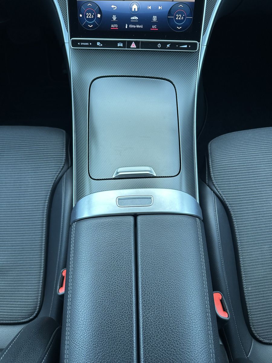 Fahrzeugabbildung Mercedes-Benz C 220d T Avantgarde NAV+LED+360°+V-COCKPIT+HEADU