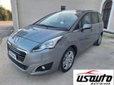 Peugeot 5008 1.6 HDi 115CV"7 POSTI" NAVI TETTO - Peugeot 5008 mit Diesel-Antrieb: Kleinbus, 1.6