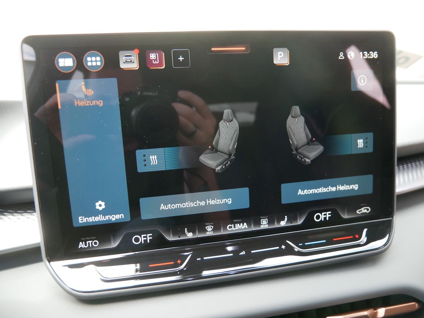 Fahrzeugabbildung CUPRA Terramar 1.5 eTSI NEU51T DSG Matrix ! 4 Pakete !