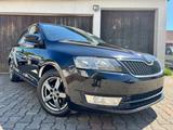 Skoda Rapid Spaceback Ambition / 2 Hand / SHZ / Tempo. - Skoda Rapid mit Diesel-Antrieb