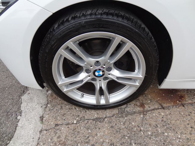 Fahrzeugabbildung BMW 320i xDrive M Sport Shadow/184PS/Navi/Leder/AHK/