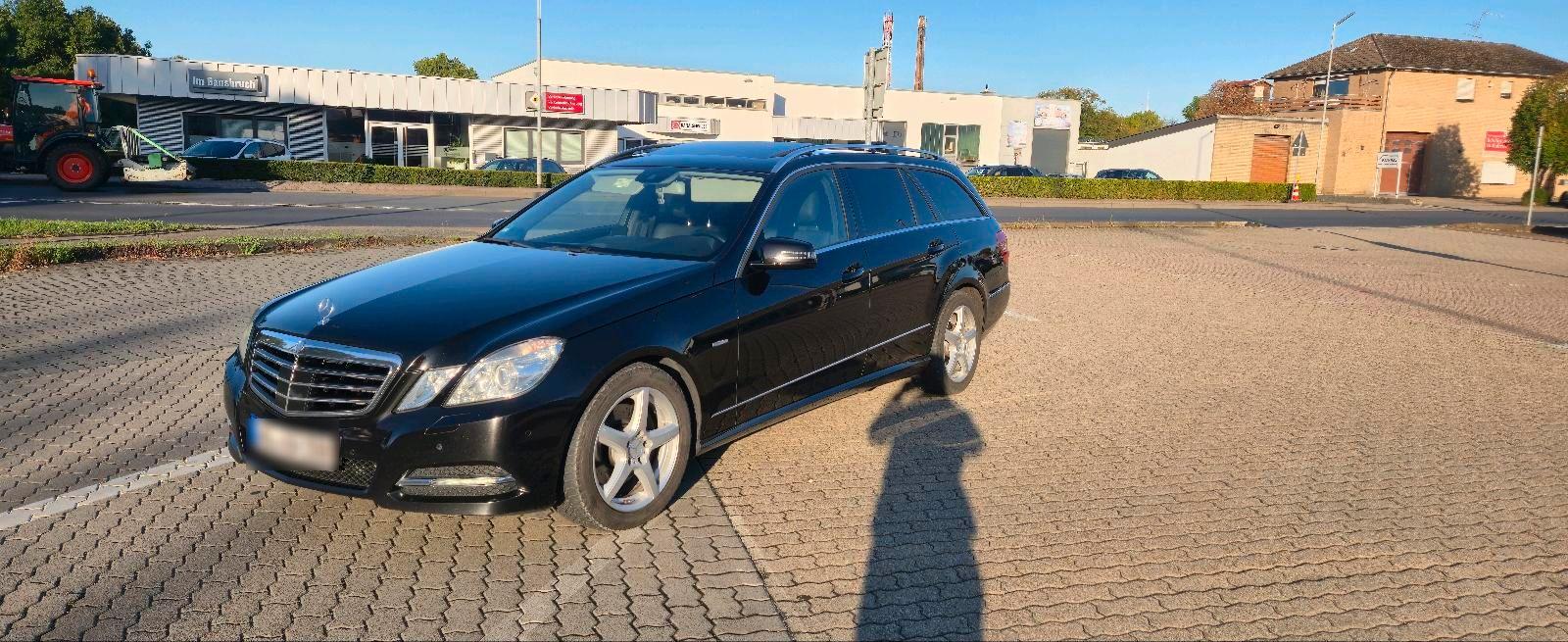 Mercedes-Benz E300 2011 — photo 5