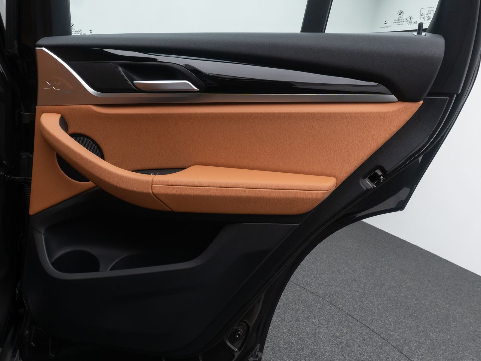 Fahrzeugabbildung BMW X3 xD20d Panorama Kamera DAB AHK Sport 19Zoll