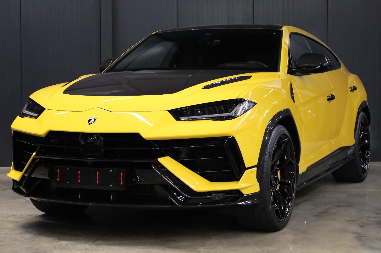 Lamborghini Urus 4.0V8*PERFORMANTE*CARBON*AKRAPOVIC*B&O*