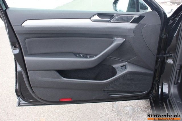 Passat Variant GTE AHK ACC Kamera Business Premi