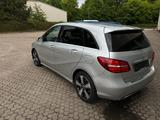 Mercedes-Benz B 220 d Urban 7G-DCT R.Kam*App-Navi*Abstandstem - Mercedes-Benz B 220 aus 2017