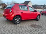 Dacia Sandero Basis - Dacia Sandero aus 2009