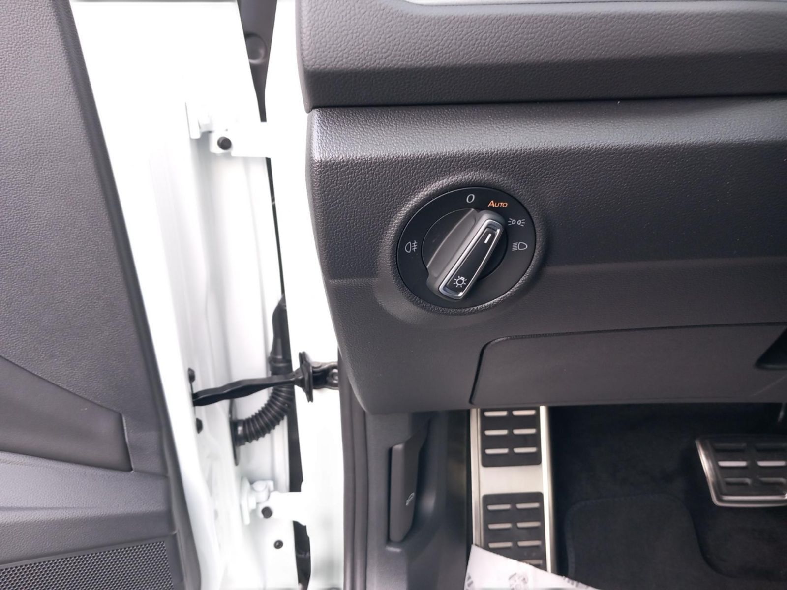 Volkswagen T-Roc - Bild 12