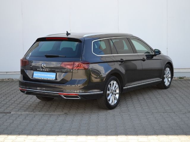 Passat Variant 2.0 TDI DSG Elegance AHK/MATRIX/N