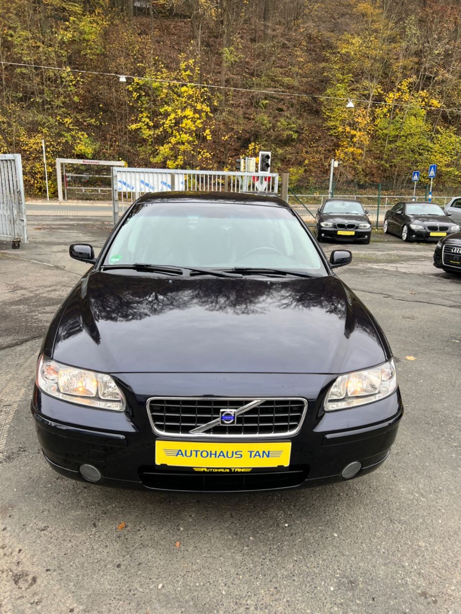 Fahrzeugabbildung Volvo S60 Lim. Bi-Fuel Momentum