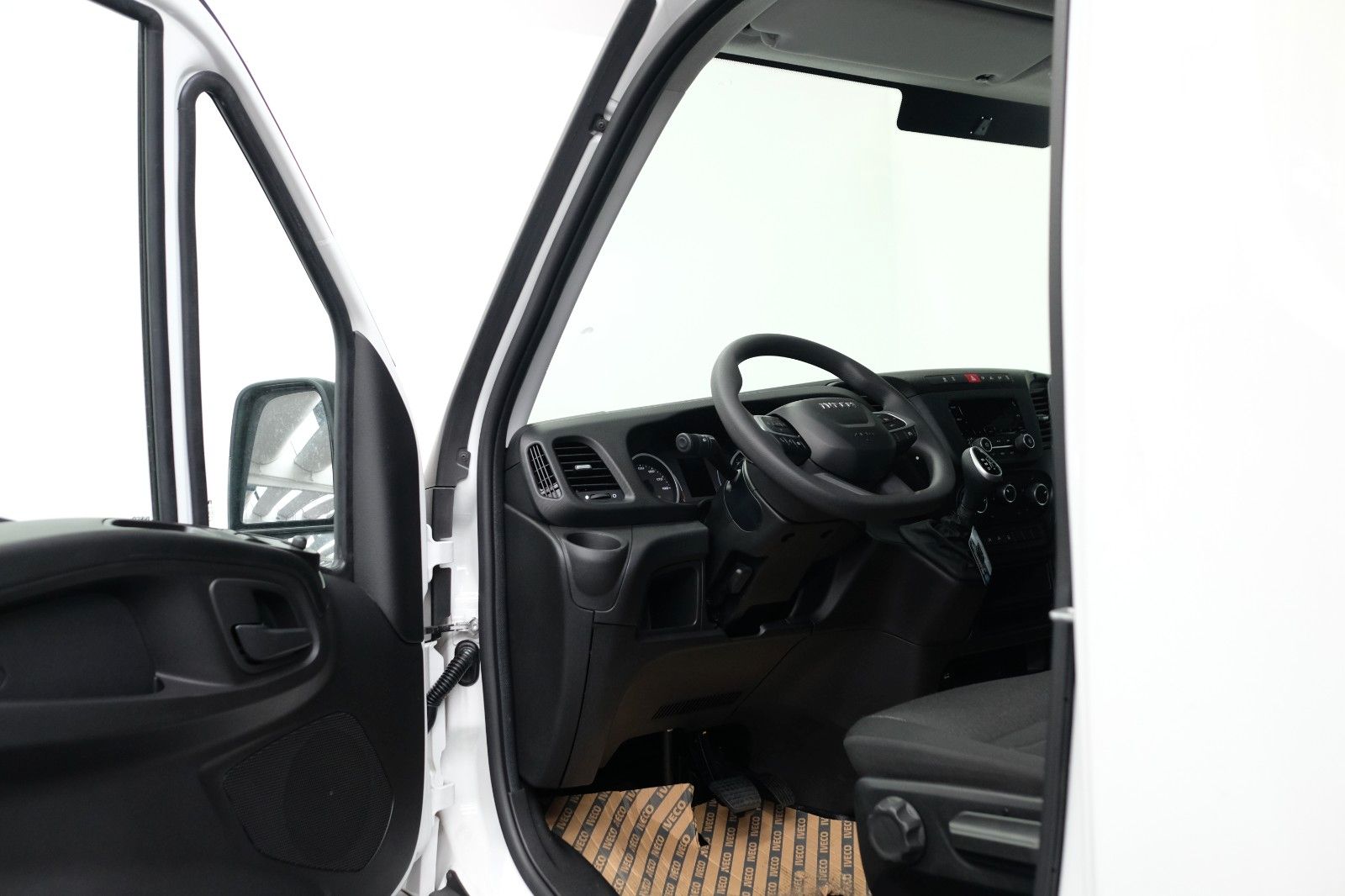 Fahrzeugabbildung Iveco Daily 35S14 EA8 V AUTOMATIK RS3520 SOFORT