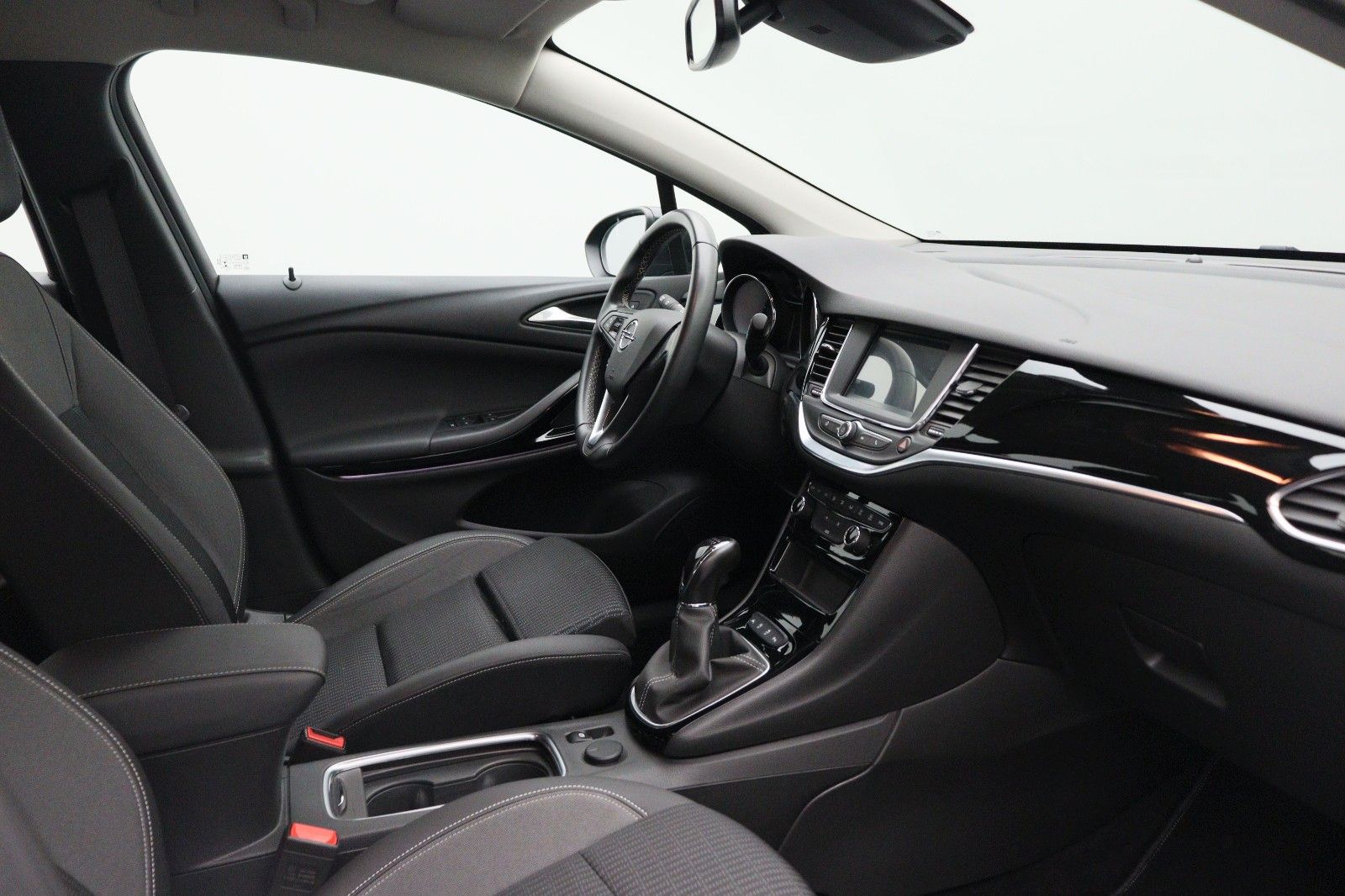 Fahrzeugabbildung Opel Astra K 1.5 Lim. Elegance LED KAMERA LDA NAVI
